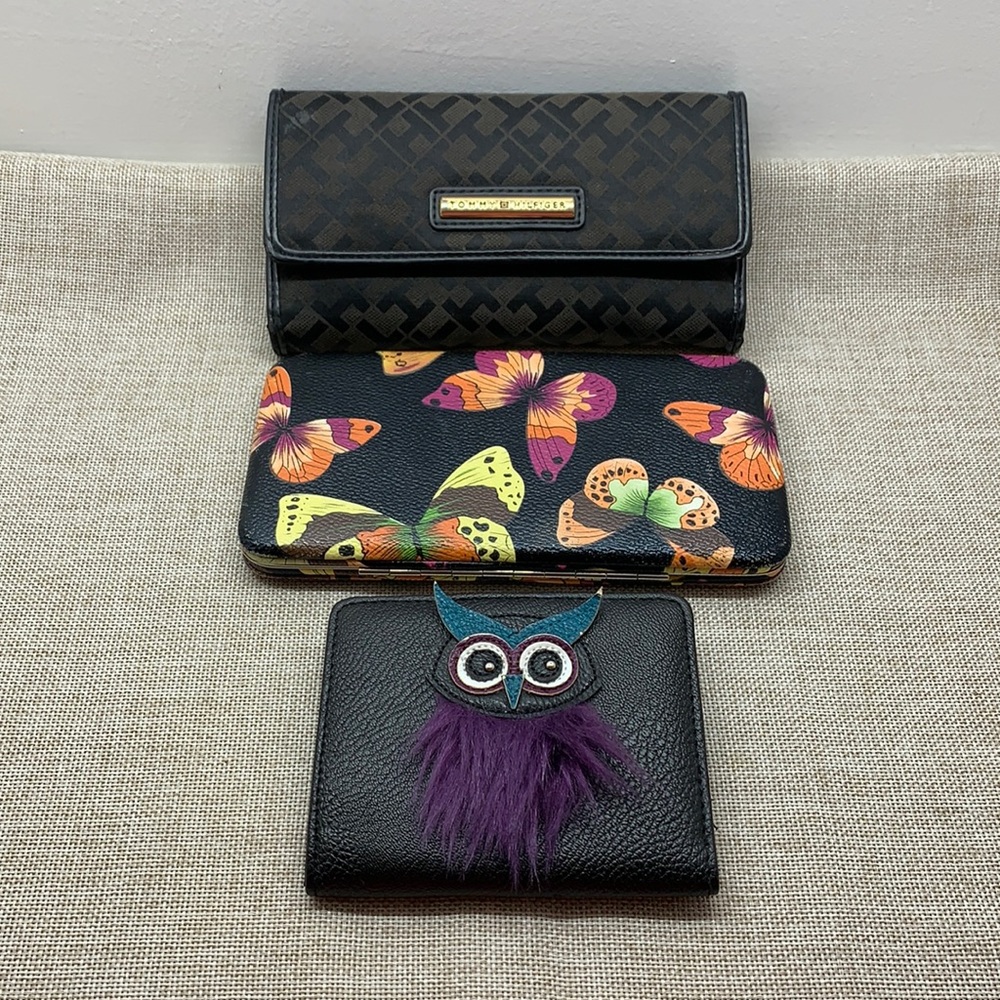 Lot of 3 Wallets. Butterfly Snap Card, Owl Mundi bifold &Tommy Hilfiger Trifold